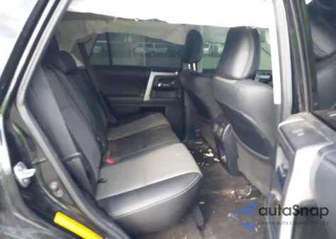 2020 Toyota 4Runner Sr5 Premium z USA, uszkodzony, nr VIN JTEBU5JR6L5796733